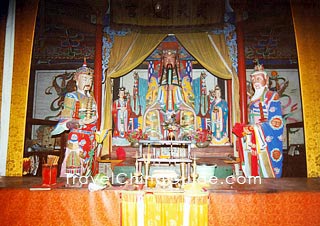 Statues of Jade Emperor, Heavenly King Li and Lord Lao Zi